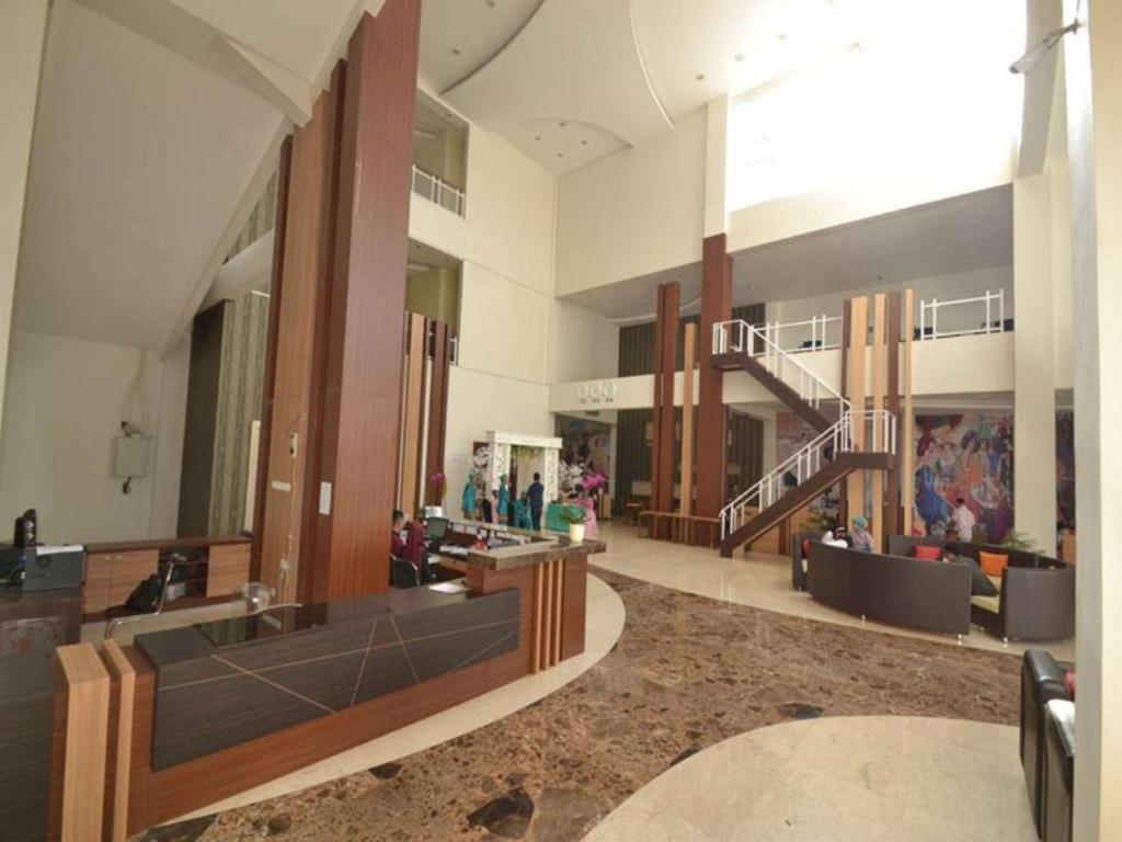 City Hotel Tasikmalaya Dış mekan fotoğraf